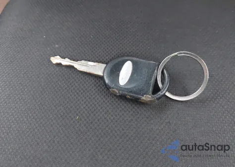 2007 Ford Focus S/Se/Ses z USA, uszkodzony, nr VIN 1FAFP34N27W111028